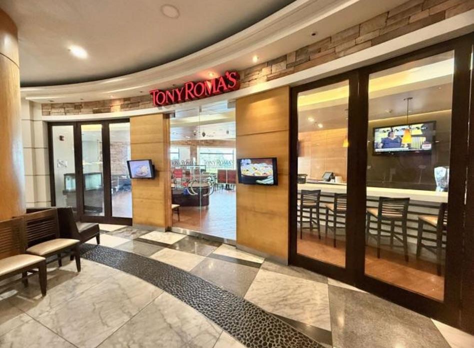 Tony Roma’s to serve final meal Aug. 31 as lease expires, tourism declines